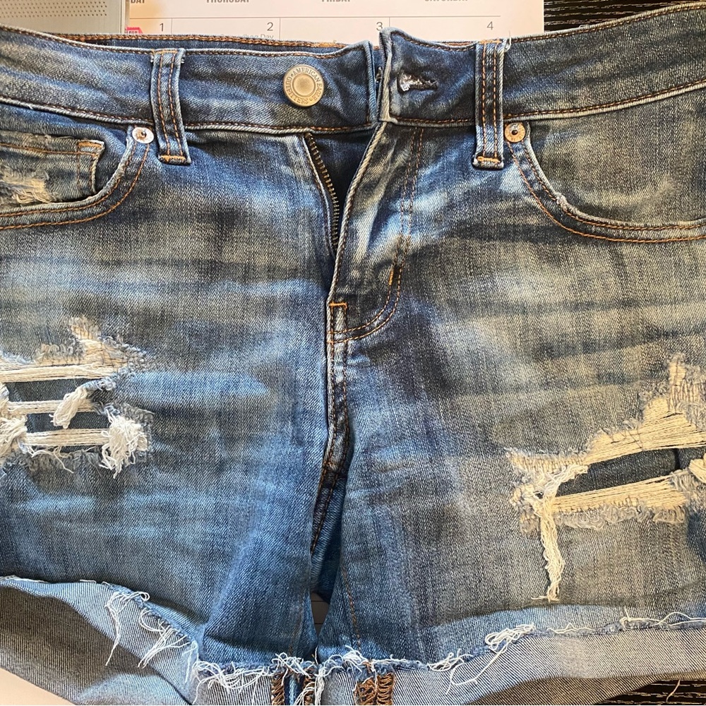 American Eagle Women’s Mid-rise Shorts